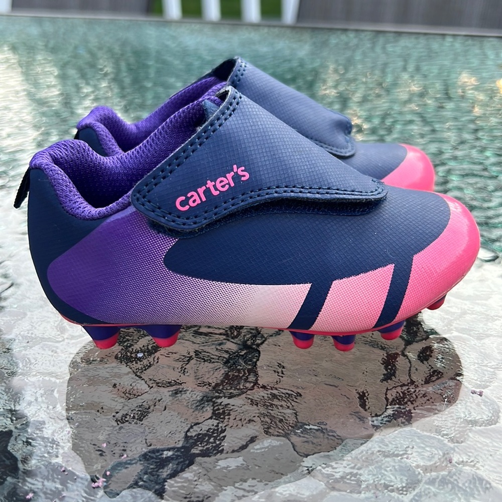 Carters size 7 soccer cleats